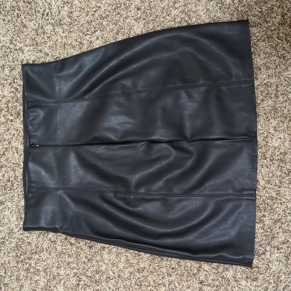 BB Dakota Girl Crush black faux vegan leather high waisted above the knee skirt - Picture 9 of 11